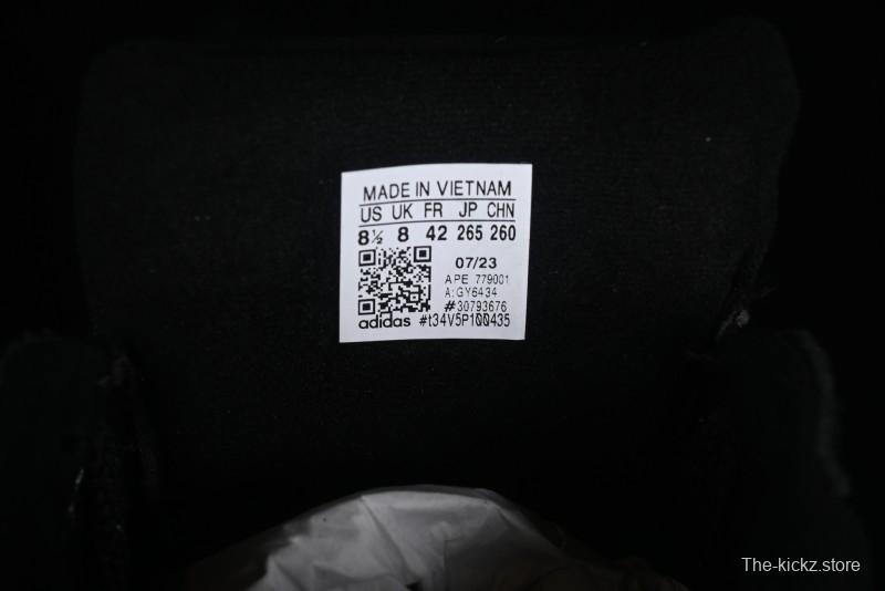 Adidas Originals Campus 00s Retro Casual Sneakers with Chunky Silhouette - GY6434A