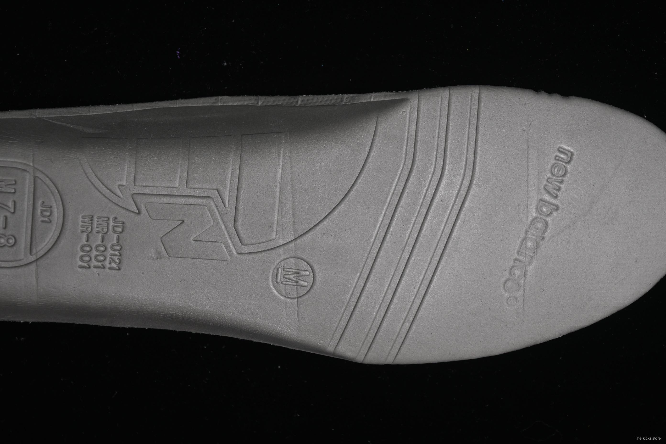 New Balance 1906 Series Retro Dad Style Casual Running Shoes - W1906REE