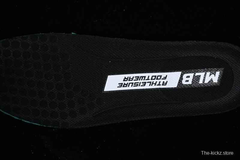 New York Yankees MLB ACE Runner Lightweight Casual Sneakers - 3ARNACE4N50BKS