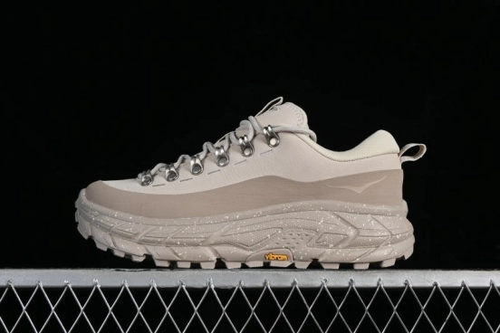 HOKA ONE ONE Tor Summit Low-Top Running Shoes with Geometric Cushioning for Stability and Comfort - 1147952 OLK