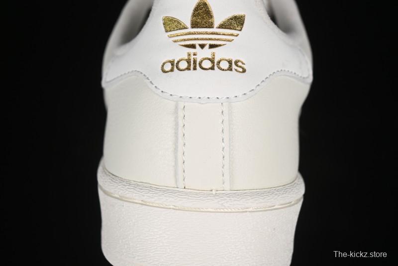 Adidas Superstar HQ6668 Casual Sneakers with Shell Toe Design