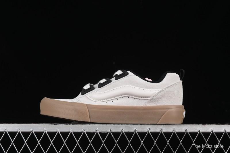 Vans Classics Knu Skool Retro Sneakers with Enlarged Toe and Thickened Tongue - VN000CZUVE1