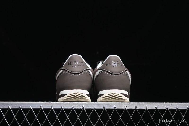 Nike Classic Cortez Leather Retro Running Shoes - FQ8144-237