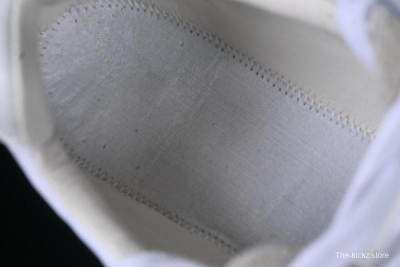 Loewe Ballet Runner 2.0 Sneakers Retro Style Low-Profile Casual Sports Shoes with Asymmetric Toe Design - Ballet Runner 2.0