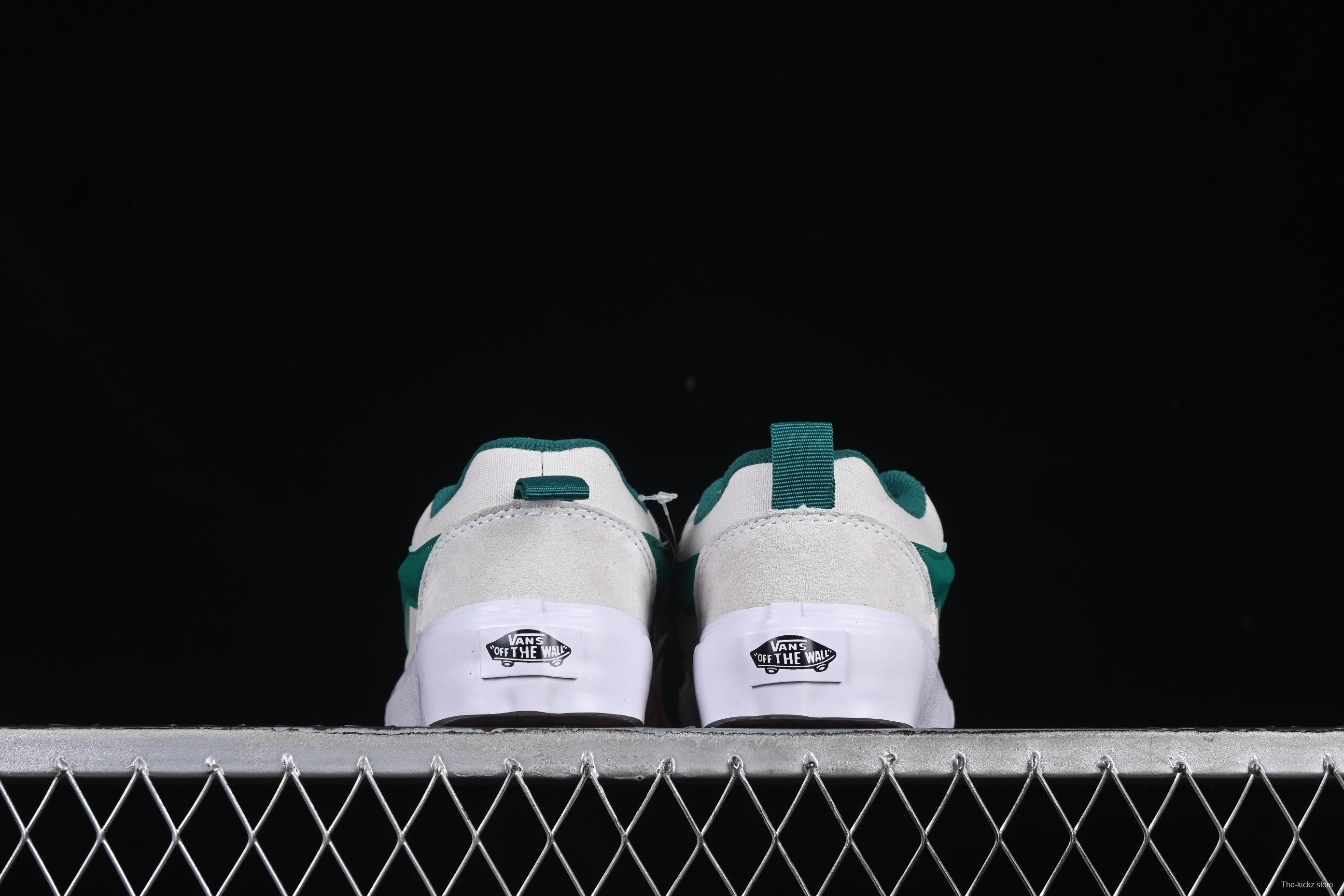 Vans Knu Skool Low-Top Retro Chunky Sneakers - VN000D6CJBG