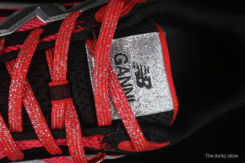 Ganni x New Balance Fresh Foam Trainer UTRNGA Silver Metallic Retro Running Shoes - UTRNGN