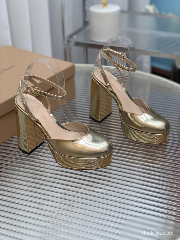 2025 Women Gianvito Rossi Gold Patent Leather Platform Sandals