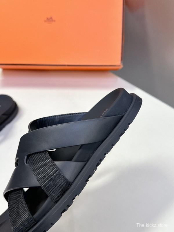 2025 Slippers Hermès Black Leather Slippers