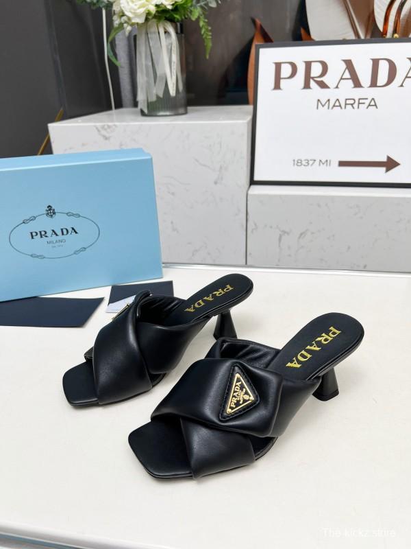 2025 Women Prada Black Leather Slippers LY00270
