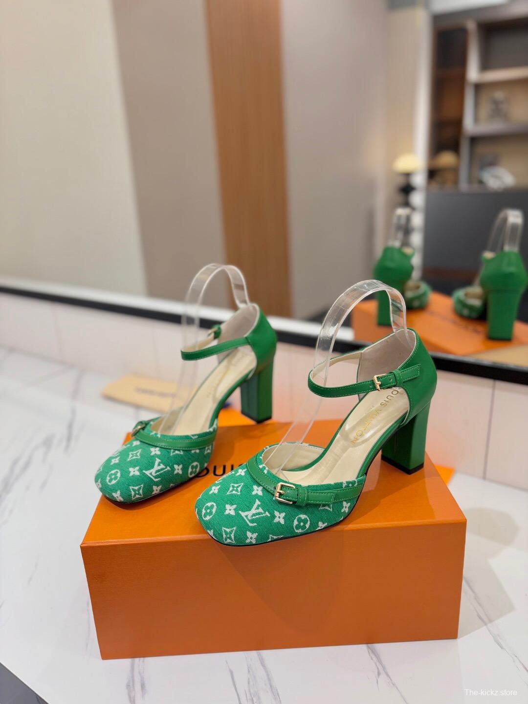 2025 Women Louis Vuitton Green White Denim Pumps LV Buckle KFY00310