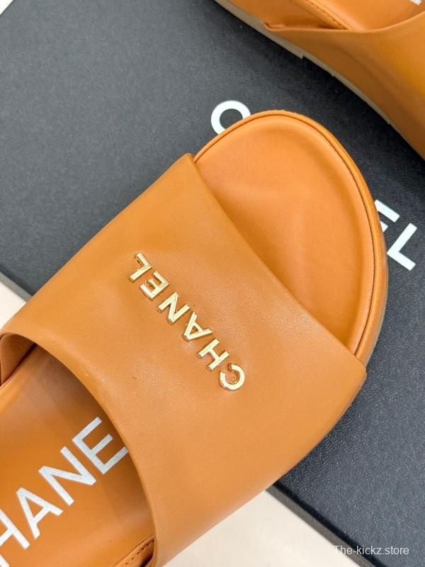 2025 Slippers Chanel Brown Leather Slippers