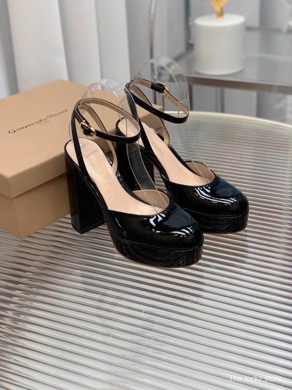2025 Women Gianvito Rossi Black Patent Leather Platform Sandals KFY00340