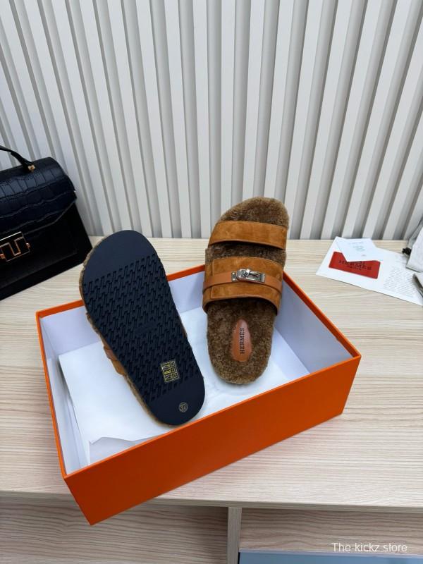 2024 Slippers Hermès Brown Suede Shearling Slippers MJ00300