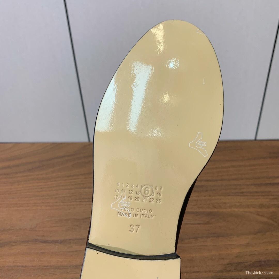 Maison Margiela SS 2025 Retro Slim-Fit Loafers - KFY00320