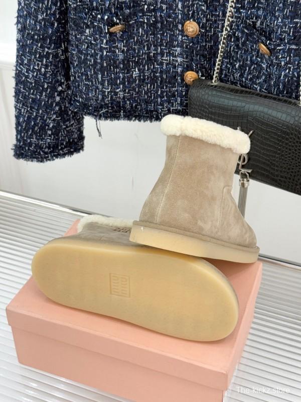 Miu Miu Retro Shearling Platform Snow Boots - KFY00300