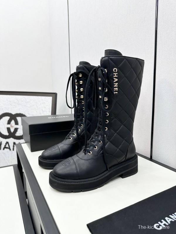 Chanel Fall/Winter Essential Short Boots with Rubber Foam Sole - LY00380