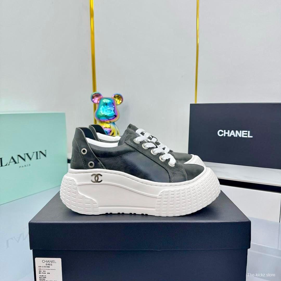 Chanel 2025 SS Panda Loafers Casual Sports Shoes - LY00330