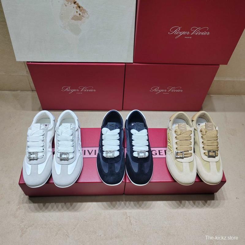 Roger Vivier SS25 Casual Sneakers Classic Design - L Y00300