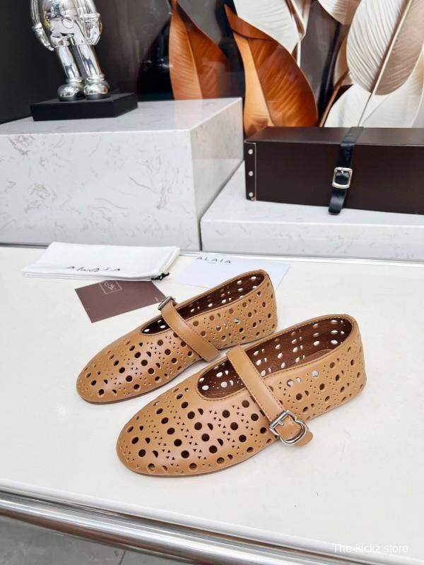 Alaia 2025/SS Perforated Ballet Flats - LY00320