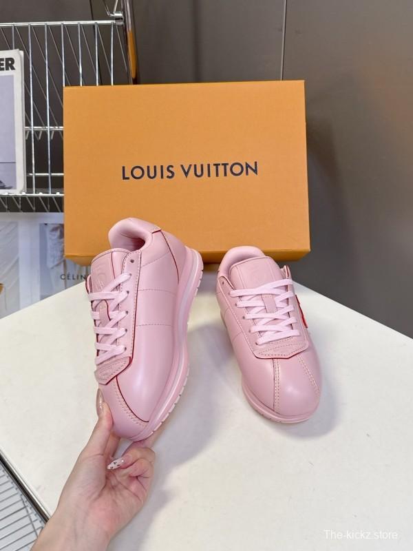 Louis Vuitton 2025 SS Pharrell Williams Collaboration Thick Sole Sneakers Retro Running Shoes - KFY00380