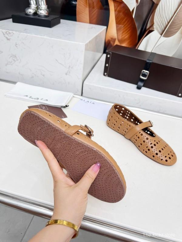 Alaia 2025/SS Perforated Ballet Flats - LY00320
