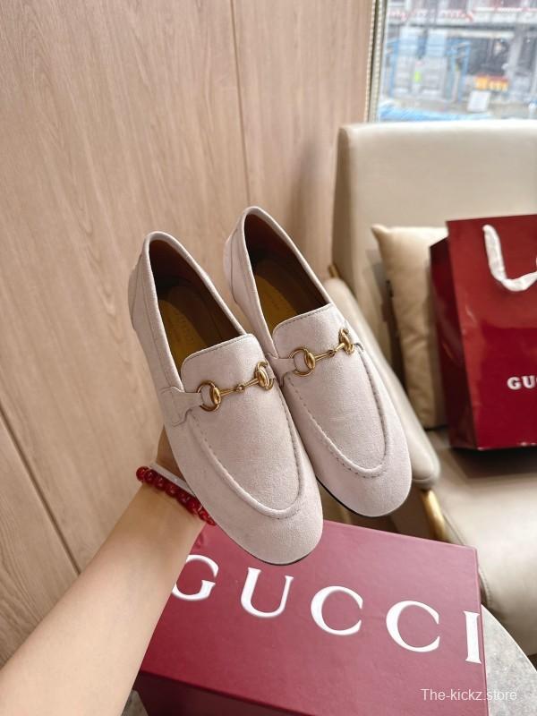 Gucci 1919-10 Leather Loafers with Horsebit Detail - LY00310