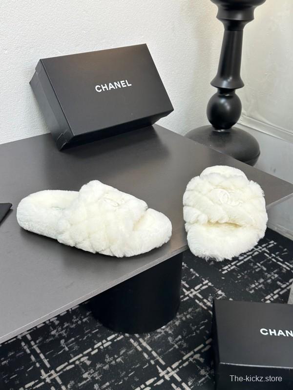 Chanel 2025SS Fashion Fur Slippers - LY00250